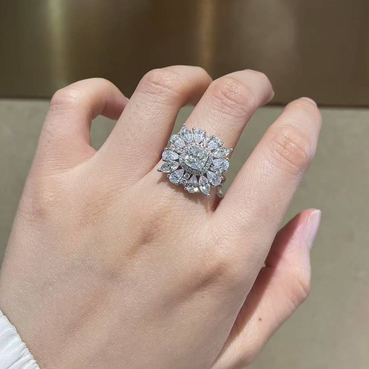 Luxury Pillow shaped Women's Ring S925 Silver Plated Platinum Customized Selection Main Stone Moissanite Diamond 1.0ct/Secondary Stone High Carbon Diamond